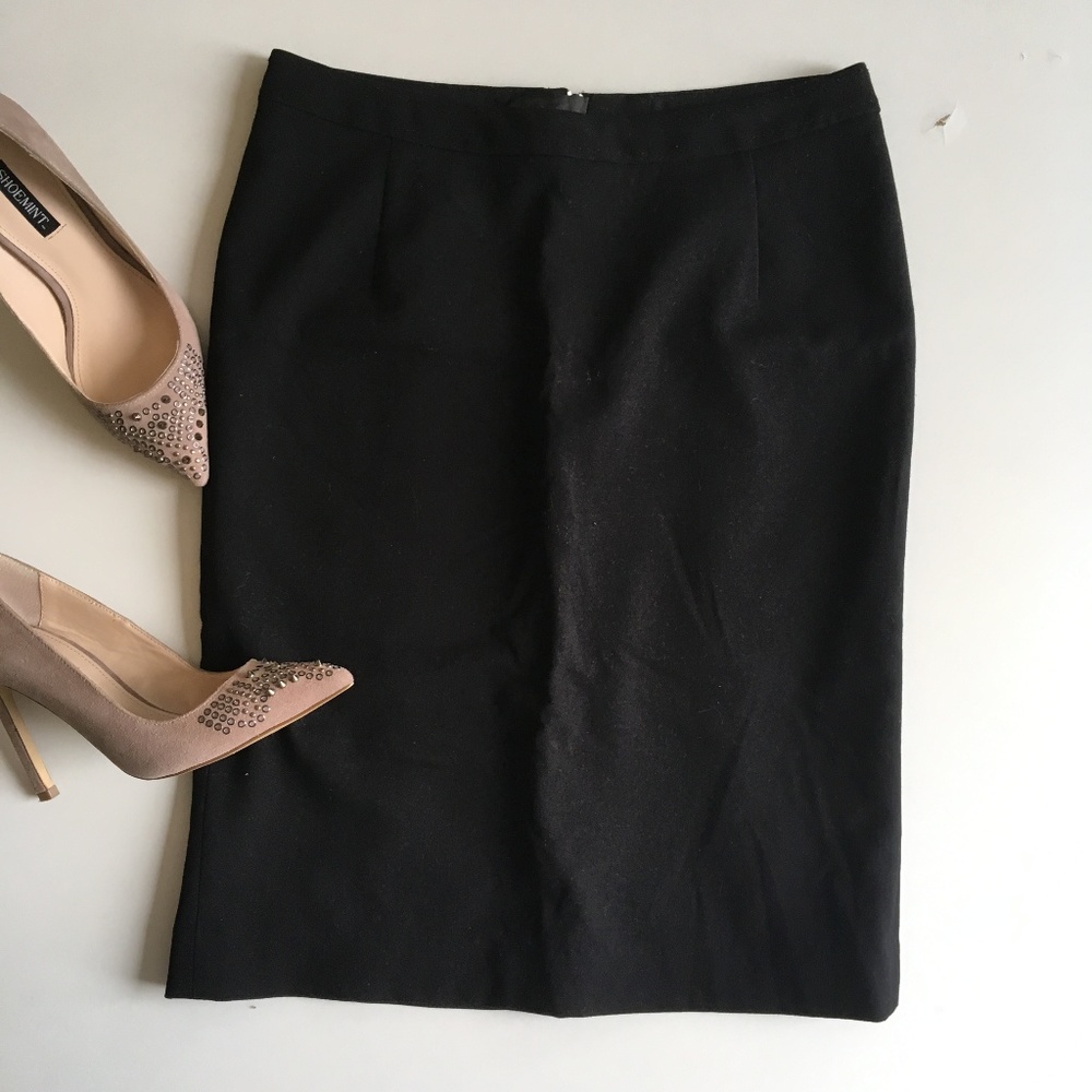 H&M Black pencil skirt